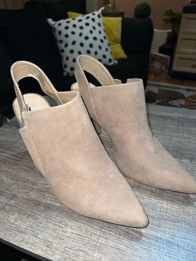 Women's Taupe Suede Pointed-Toe Slingback Booties